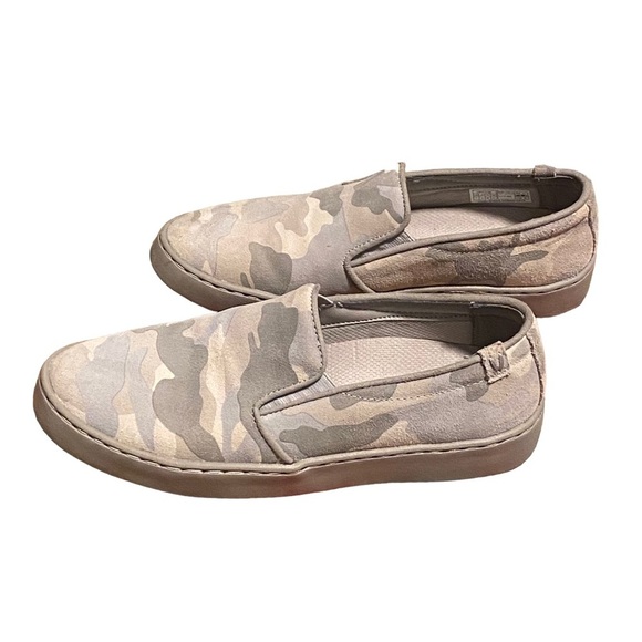 Vionic Gray Camo Avery‎ Pro Suede Slip-On Sneaker - Picture 3 of 8
